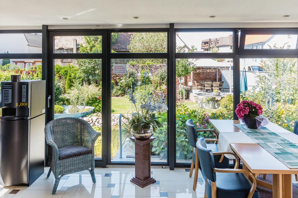 Business Pension Gasper Raunheim Exterior foto